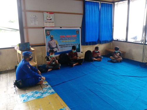 KP XVIII-2002 FASILITASI BELAJAR VIA DARING ANAK ANAK PELAJAR BANTARAN SUNGAI KAHAYAN