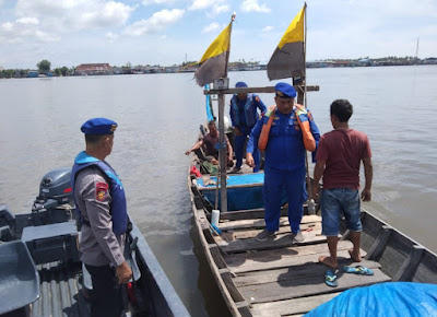 Polairud Polres Tanjungbalai Lakukan Pemeriksaan Terhadap Kapal Tanpa Nama