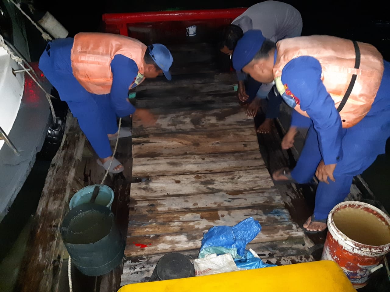 Kapal Tanpa Nama Tujuan Ke Laut Pada Pagi Dini Hari di Kejar dan Diperiksa Tim Regu III Sat Pol Airud Polres Tanjung Balai