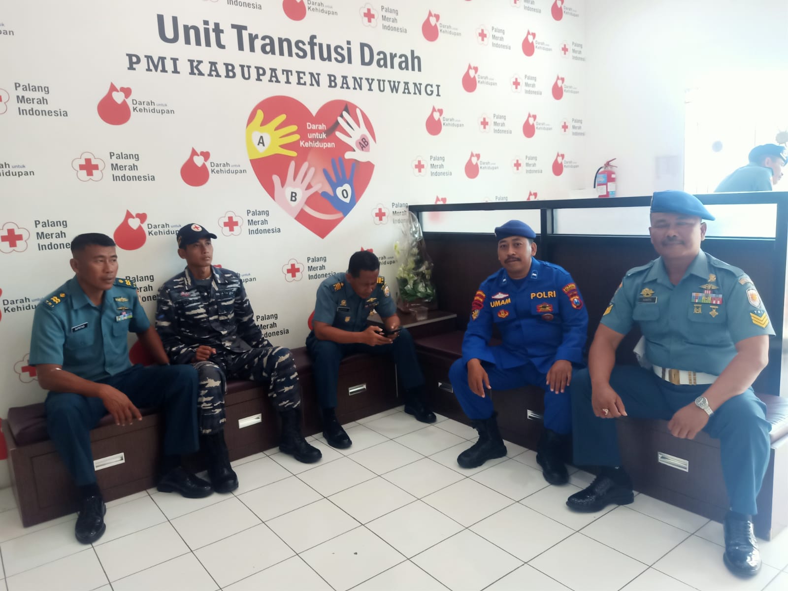 Hut Pomal Ke 78 Satpolairud Polresta Banyuwangi Lakukan Donor Darah