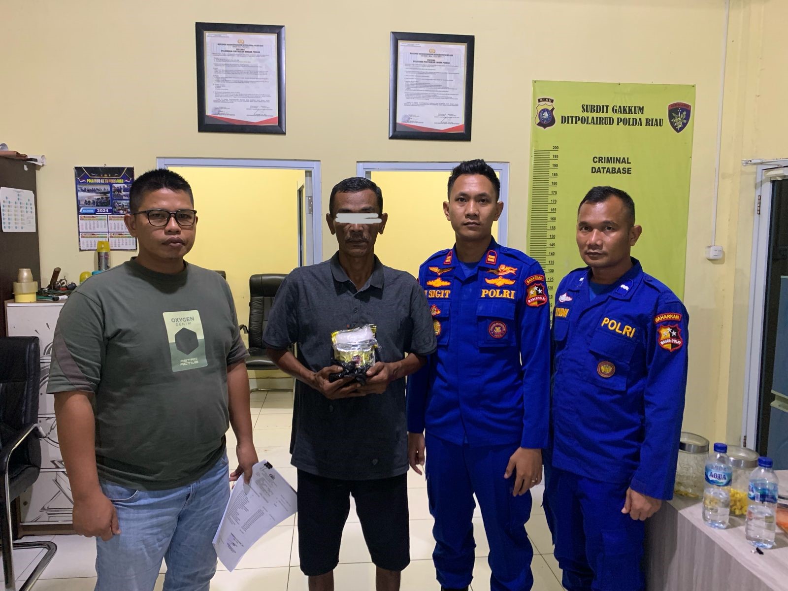 Tim KP. Kedidi – 3015 Ringkus Seorang Pria Terduga Melakukan Tindak Pidana Narkotika
