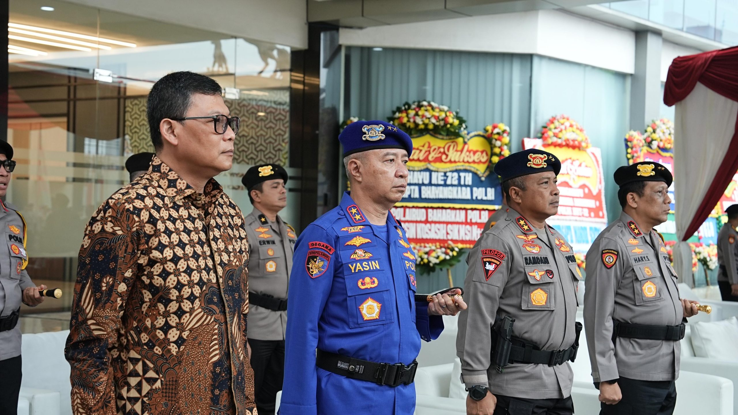Kakorpolairud Baharkam Polri Hadiri Upacara HUT Ke-72 Korsabhara Polri
