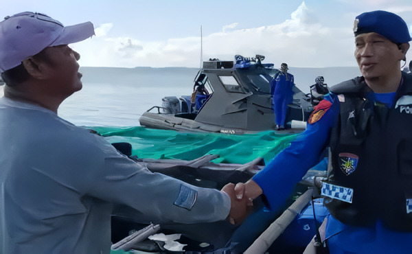 Sat Polair Polres Loteng Himbau Para Nelayan Untuk Tidak Gunakan Bom Ikan Saat Melaut.