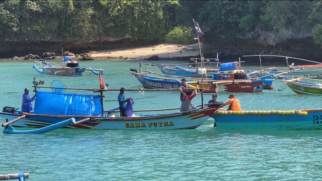 Berlangsung Lebih Dari 5 Jam, Evakuasi Kapal Hilang Kontak Terkendala Cuaca Buruk