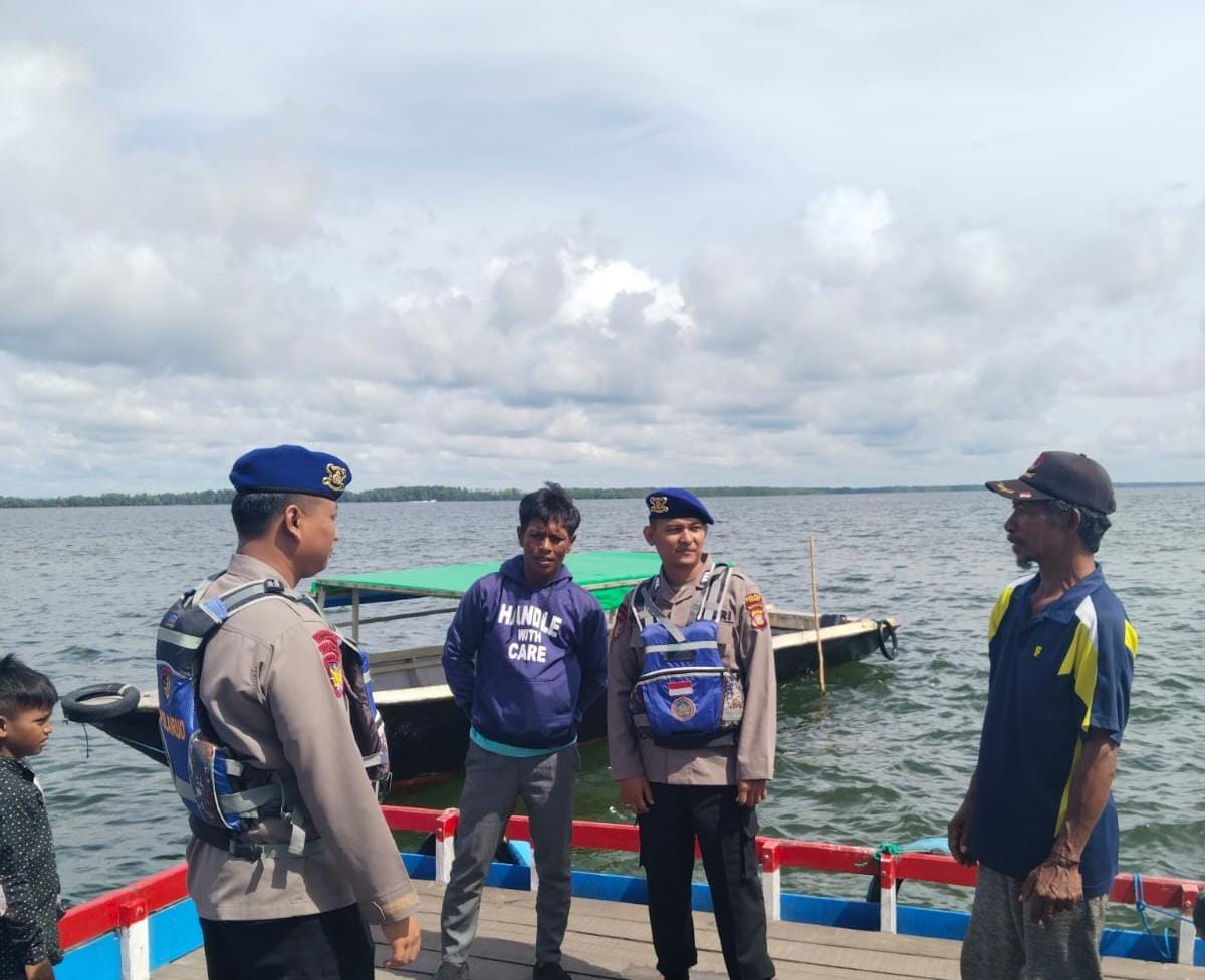 Peduli Keselamatan Pelayaran Sat Poairud Tingkatkan Patroli Dialogis Ke Warga Pesisir.