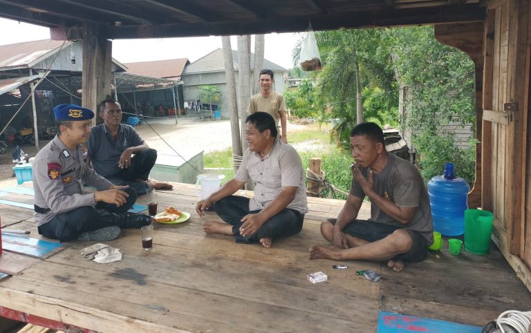 Sat Polairud Polres Tanjung Balai Sambang Dialogis Himbau Warga Melaporkan Jika Mengetahui Kapal Membawa Barang Ilegal