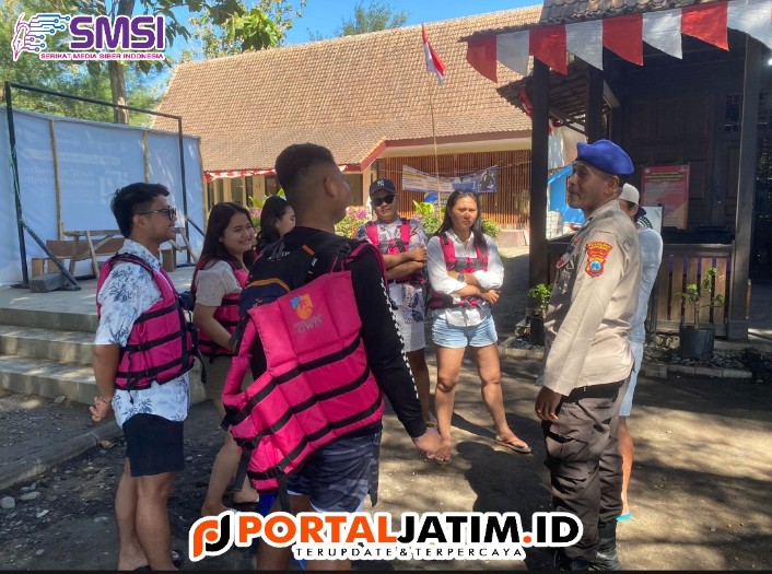 Kunjungi Green Watu Dodol, Aiptu I Gede Eka D Berikan Pelatihan Penggunaan Lifejacket