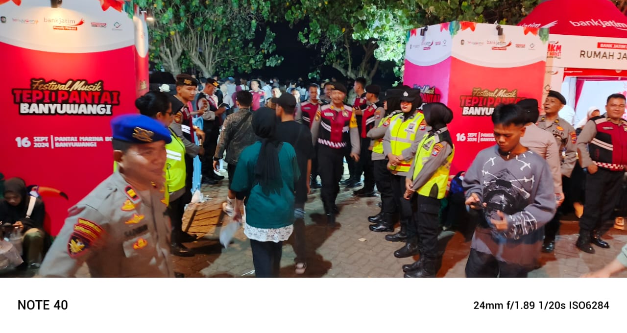 Lakukan Pengamanan Festival Tepi Pantai Wakasat Polairud Sampaikan Pesan Ini Kepada Pengunjung