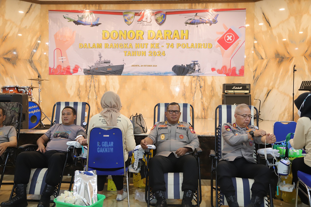 Bakti Sosial Donor Darah untuk Masyarakat dalam Rangka Memperingati HUT ke-74 Polairud