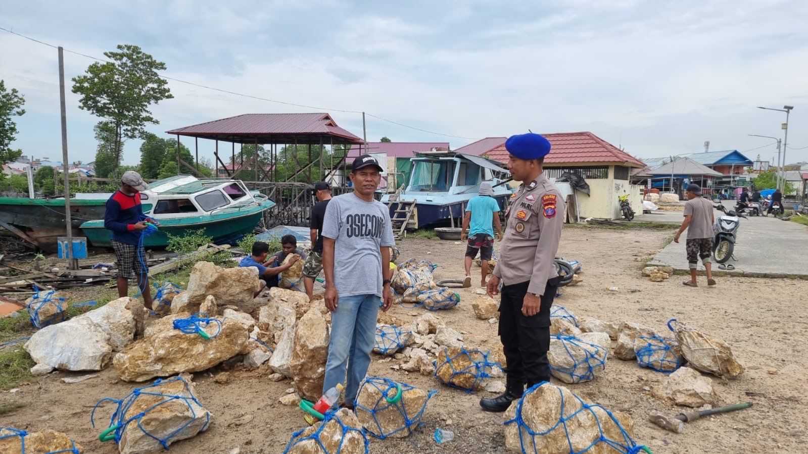 Satpolairud Polres Bontang Laksanakan Cooling System Di Perairan