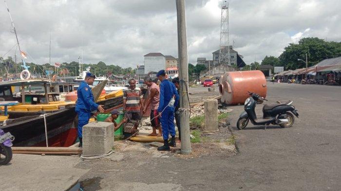Awas Potensi Cuaca Ekstrem, Polairud Polres Bangka Barat Ingatkan Nelayan saat Berlayar