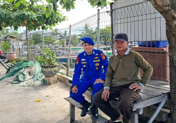 Kehangatan Polairud Polres Bontang, Jaga Keamanan Warga Pesisir dengan Edukasi Kamtibmas
