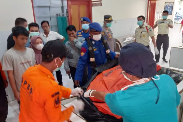Tim SAR Gabungan Berhasil Temukan Korban Pemancing Tenggelam di Perairan Pemalang