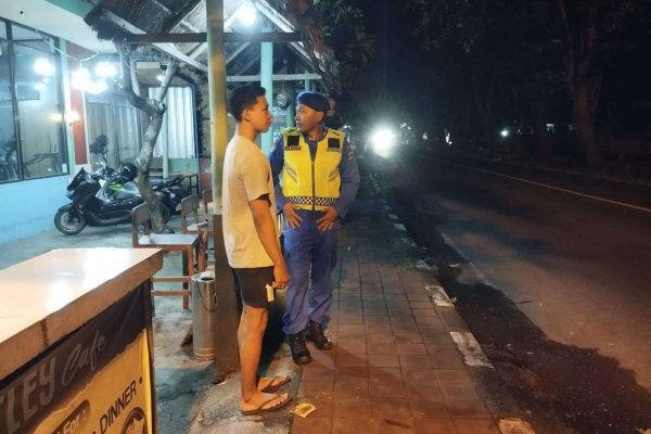 Sat Polairud Blue Light Patrol Sambang Obyek Wisata