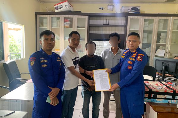 KP. BANGAU–5006 BERHASIL MENGAMANKAN SPEED BOAT PMI ILEGAL DAN GAGALKAN PENYELUNDUPAN MANUSIA DI PERAIRAN RUPAT, BENGKALIS