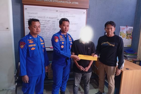 Aksi Cepat KP. ALBATROS–3001 Ungkap Jaringan Peredaran Obat Terlarang di Perairan Pati